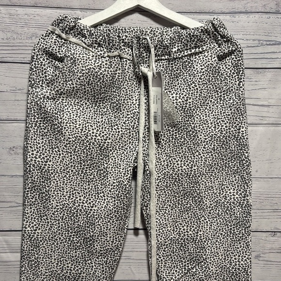 Pistache Leopard Print pants NWT - Picture 3 of 7